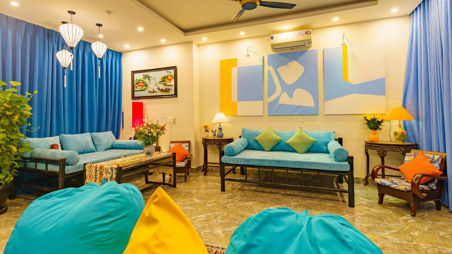Homestay Ha Mountain View Pool Villa Hoi An